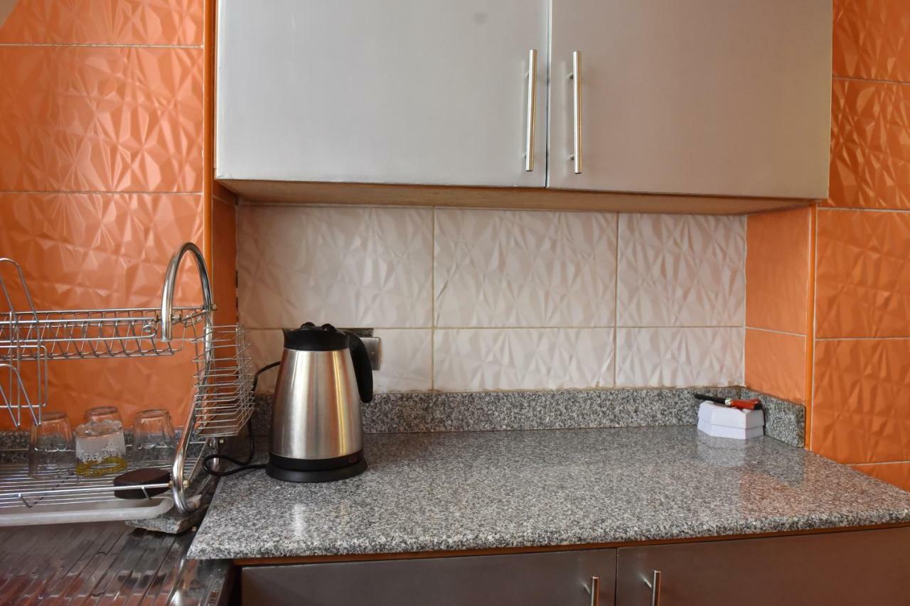 Two-Bedroom Apartment At Mohamed Farid Street El El Cairo Exterior foto