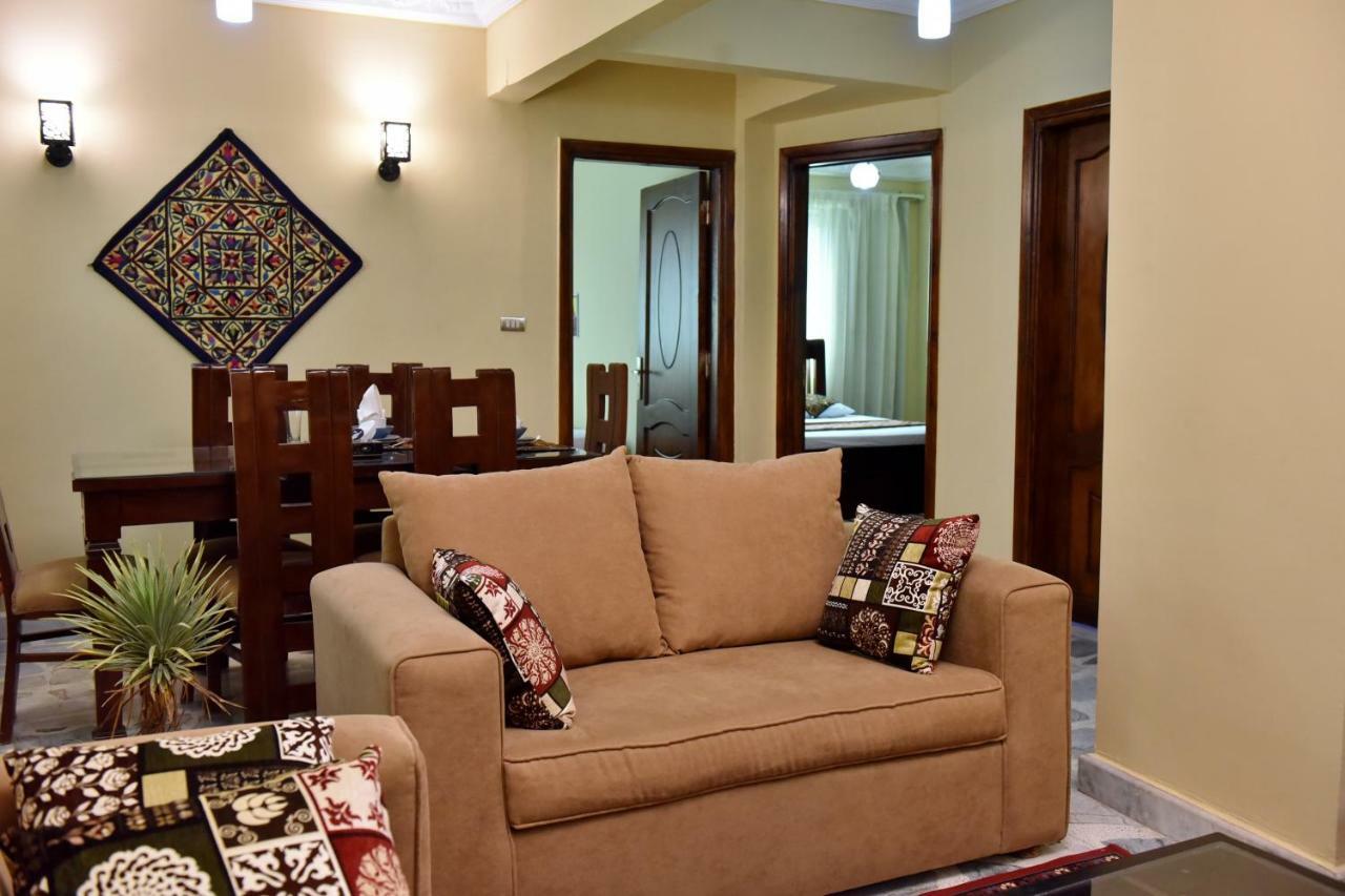 Two-Bedroom Apartment At Mohamed Farid Street El El Cairo Exterior foto