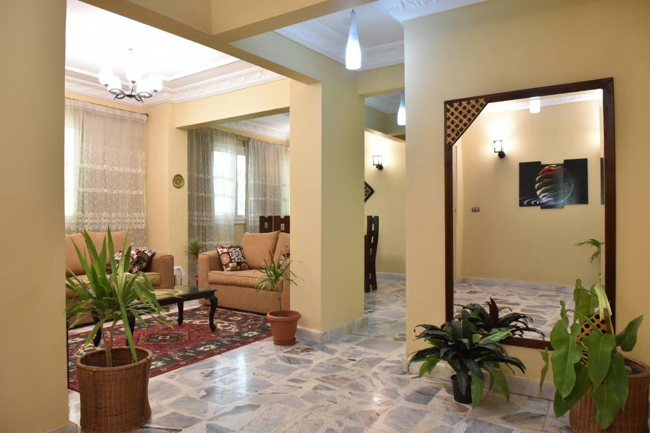 Two-Bedroom Apartment At Mohamed Farid Street El El Cairo Exterior foto