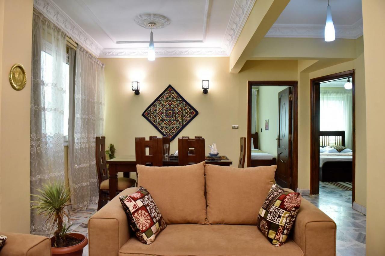 Two-Bedroom Apartment At Mohamed Farid Street El El Cairo Exterior foto