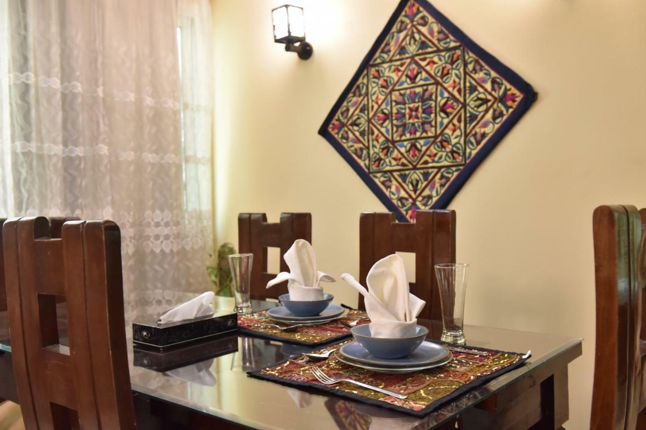 Two-Bedroom Apartment At Mohamed Farid Street El El Cairo Exterior foto